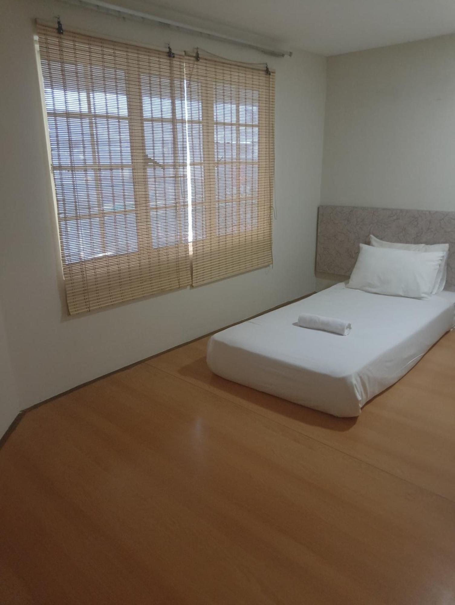 Swing & Pillows - Pj Ss2 Petaling Jaya Exterior foto
